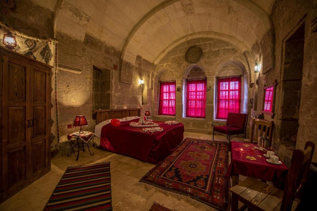 Kapadokya Ihlara Konaklari Antik Gelveri Konagi Guzelyurt Bagian luar foto