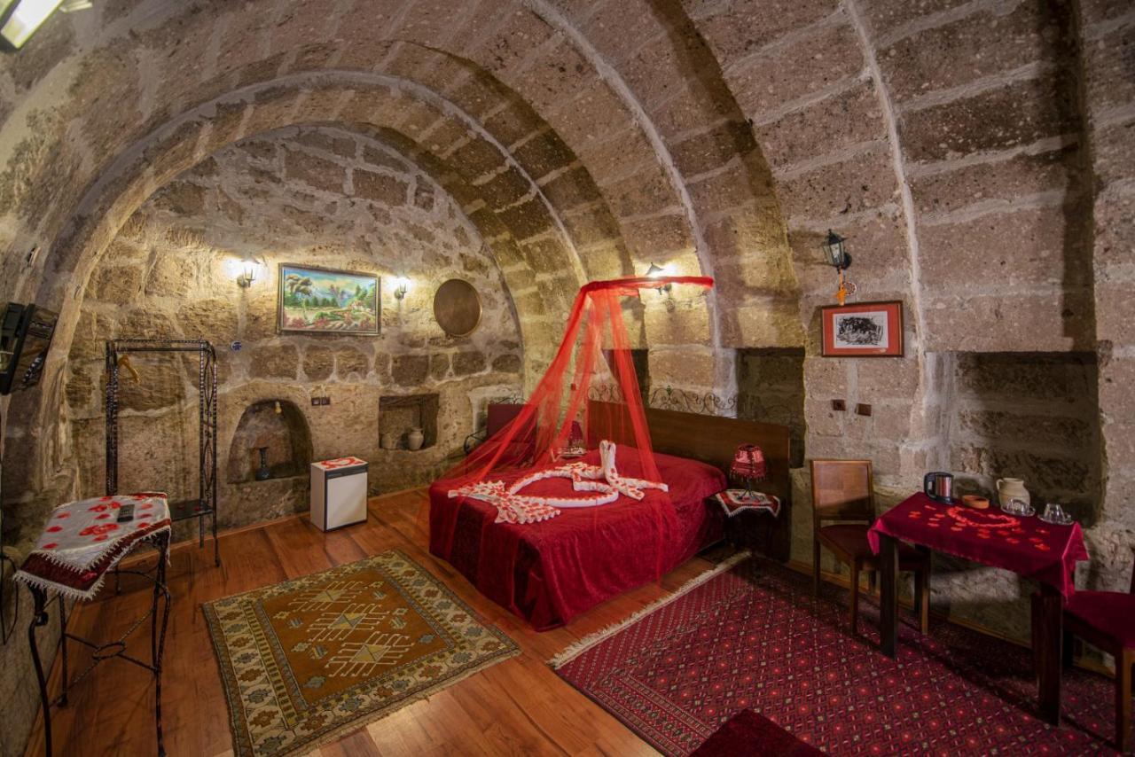 Kapadokya Ihlara Konaklari Antik Gelveri Konagi Guzelyurt Bagian luar foto